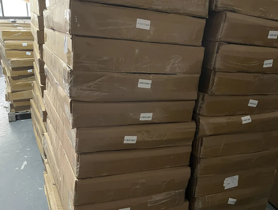 Shipment-ready cartons